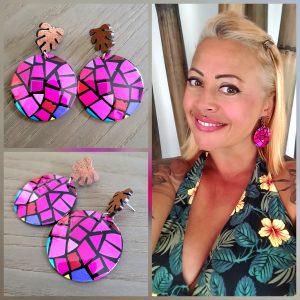 Boucle d'oreille en résine fuchsia et bois Exotique - Hawaii