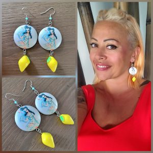 Boucle d'oreille résine imprimée et crochet acier - Pin' Up Infirmière