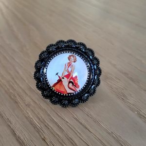 Bague cabochon, ajustable métal couleur noir - Pin' Up