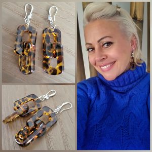 Boucle crochet acier argenté, Zirconium et Résine marbrée - Léopard