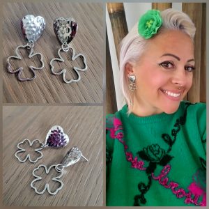 Boucle d'oreille clous acier argenté trèfle St Patrick - Lucky