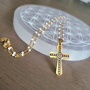 Collier pur acier, micro perlé blanche et Croix zircon - STELLA